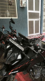 Akshat Tiwari review photo