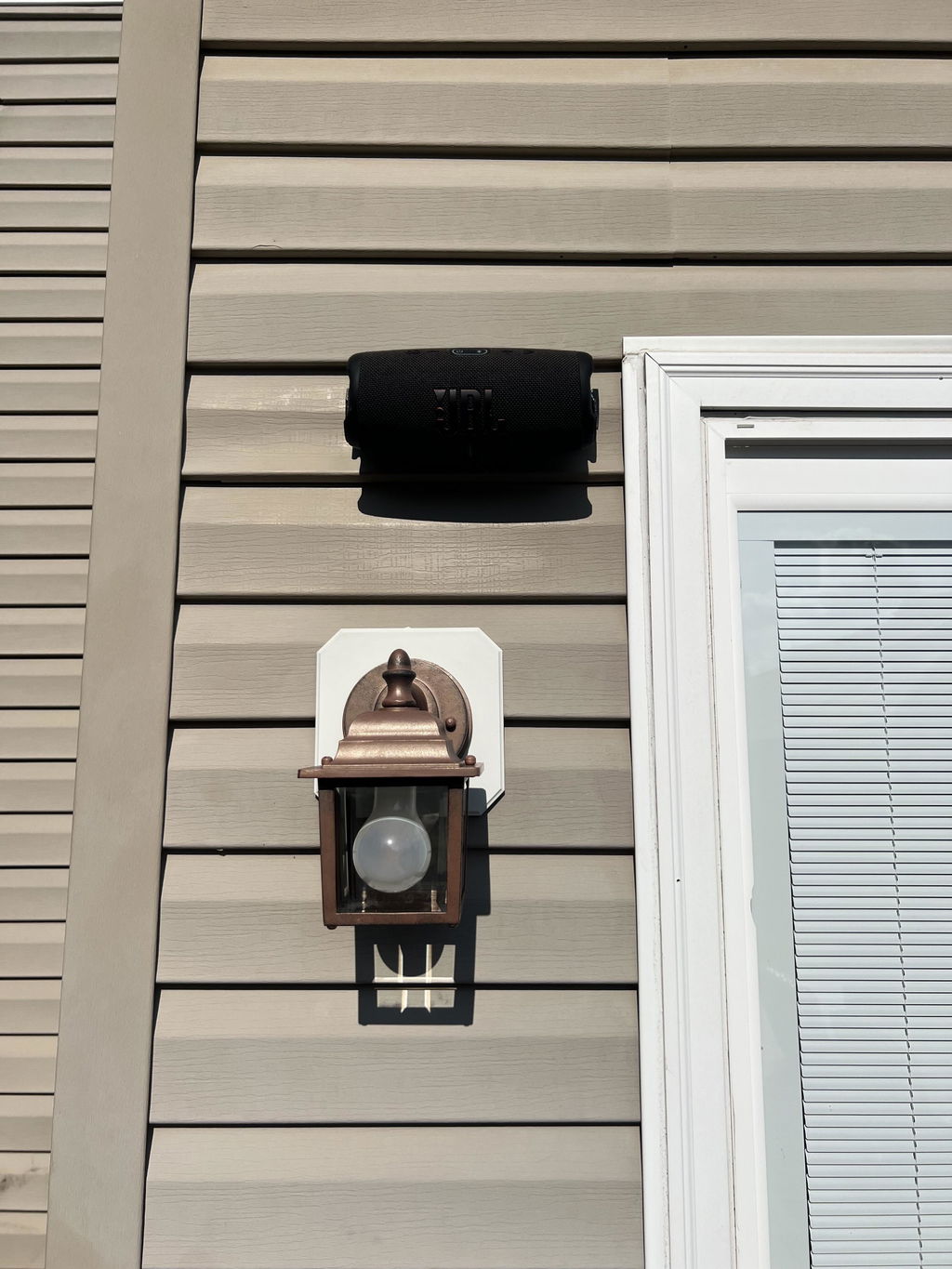 JBL Charge 5 Speaker Wall Mount