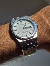 Anon review photo