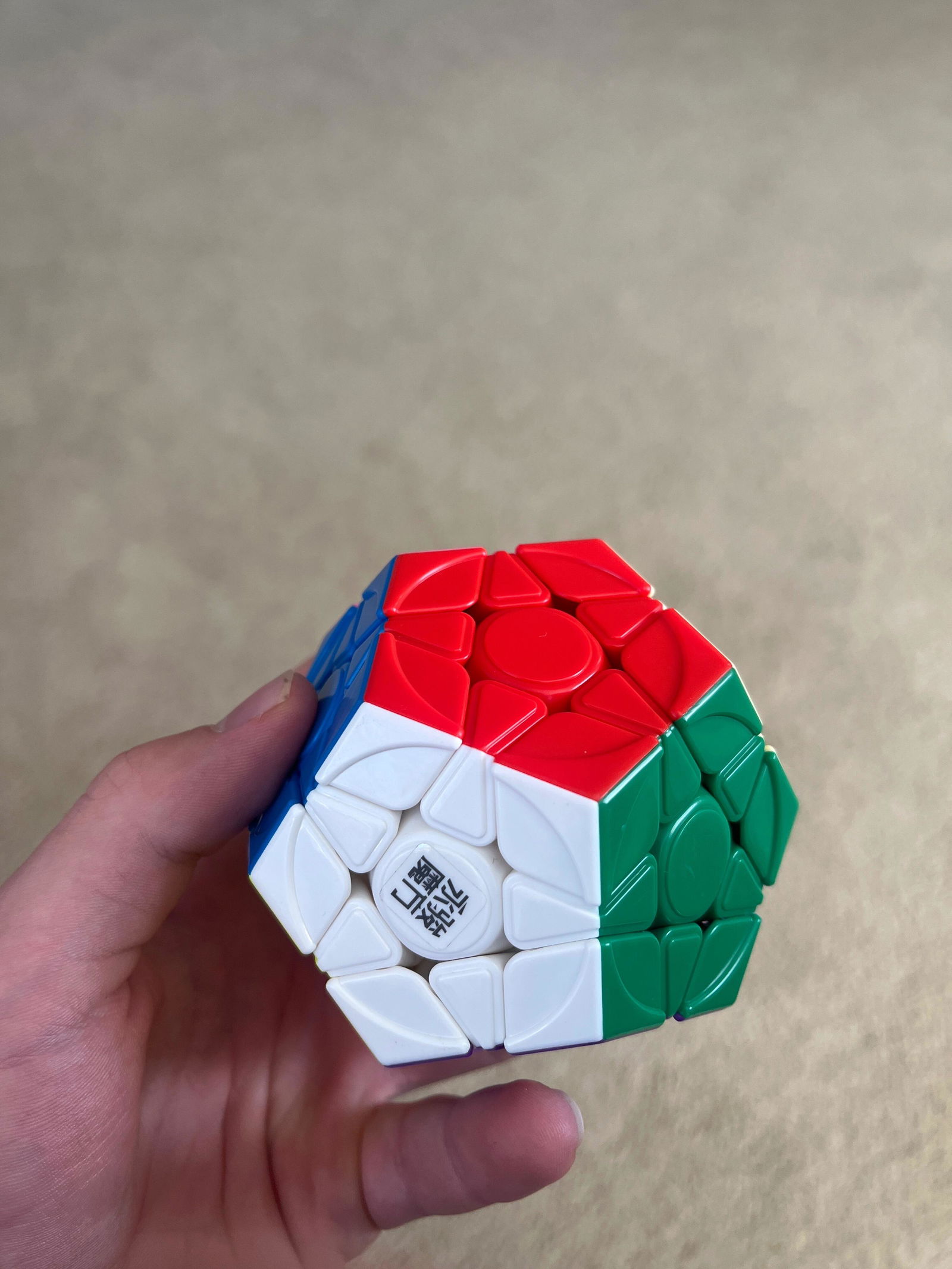 YJ YuHu Megaminx V2 (Magnetic) | Megaminx Speed Cube