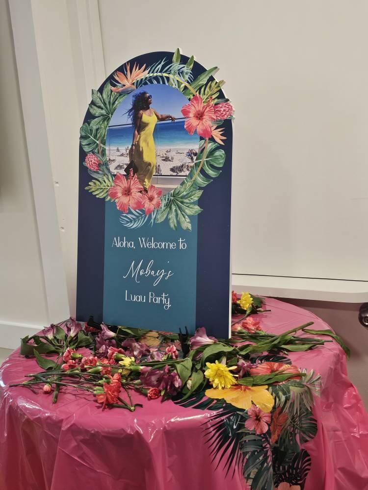 Tropical Birthday Party Welcome Sign