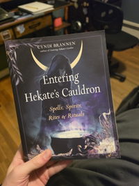 Entering Hekate's Cauldron