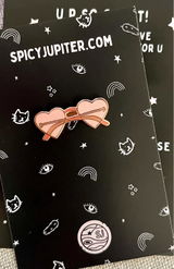Pink Heart Sunglas Pin