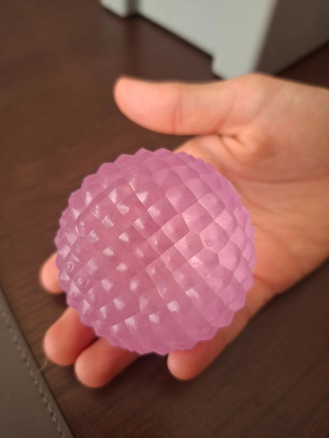Speks Gump Surface - The squish ball with sensory textures