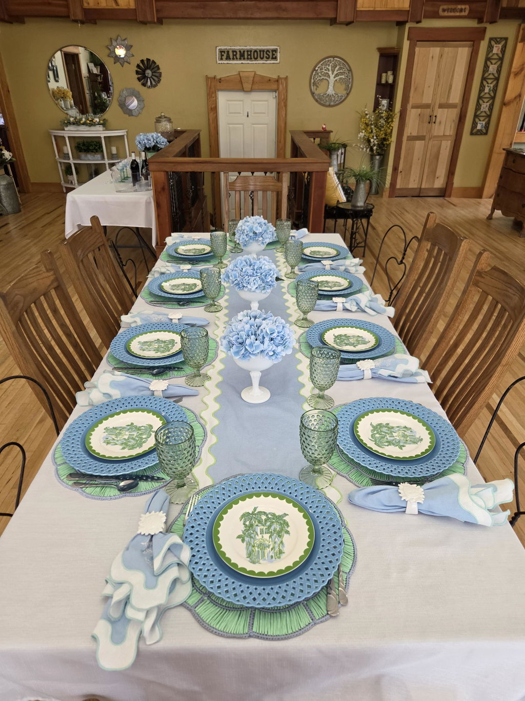 Woven Flower Charger