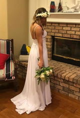 Dee review photo