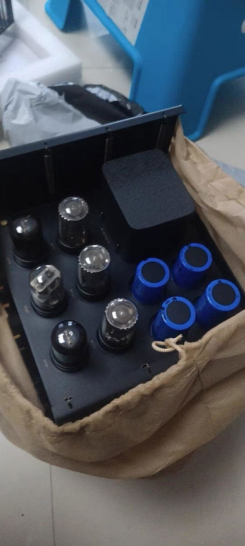 A1 Valve Class AB Amplifier