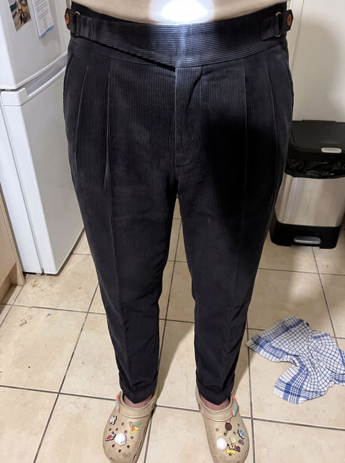 Customer photo from JAMES, Black