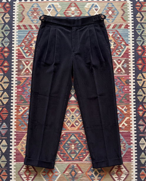 Customer photo from LIAM, Black
