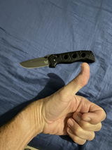 K.M. review photo