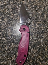 M. review photo