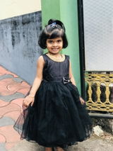 amrutha ajayan review photo