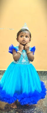 Nivi Tyson review photo