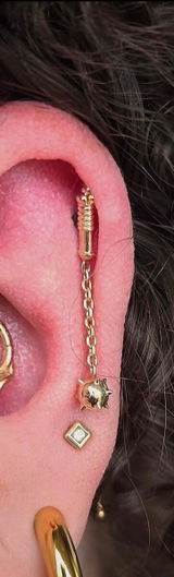 KJ review photo