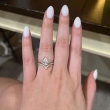 Niki J review photo