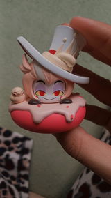 L. review photo