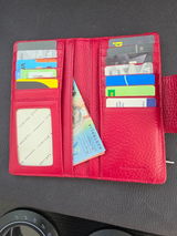 Leonora review photo