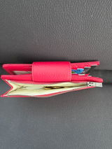 Leonora review photo