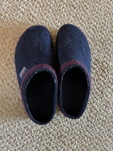 Y. Y. review photo