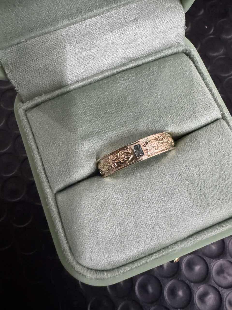 Orion’s Keystone | Baguette Green Sapphire Men’s Band