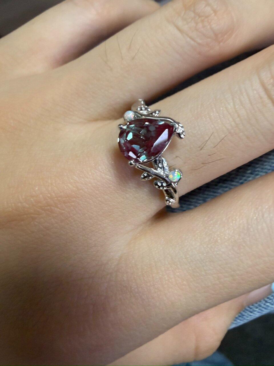 Iris’s Vine | Vintage Pear Alexandrite & Moonstone Bridal Set 2pcs