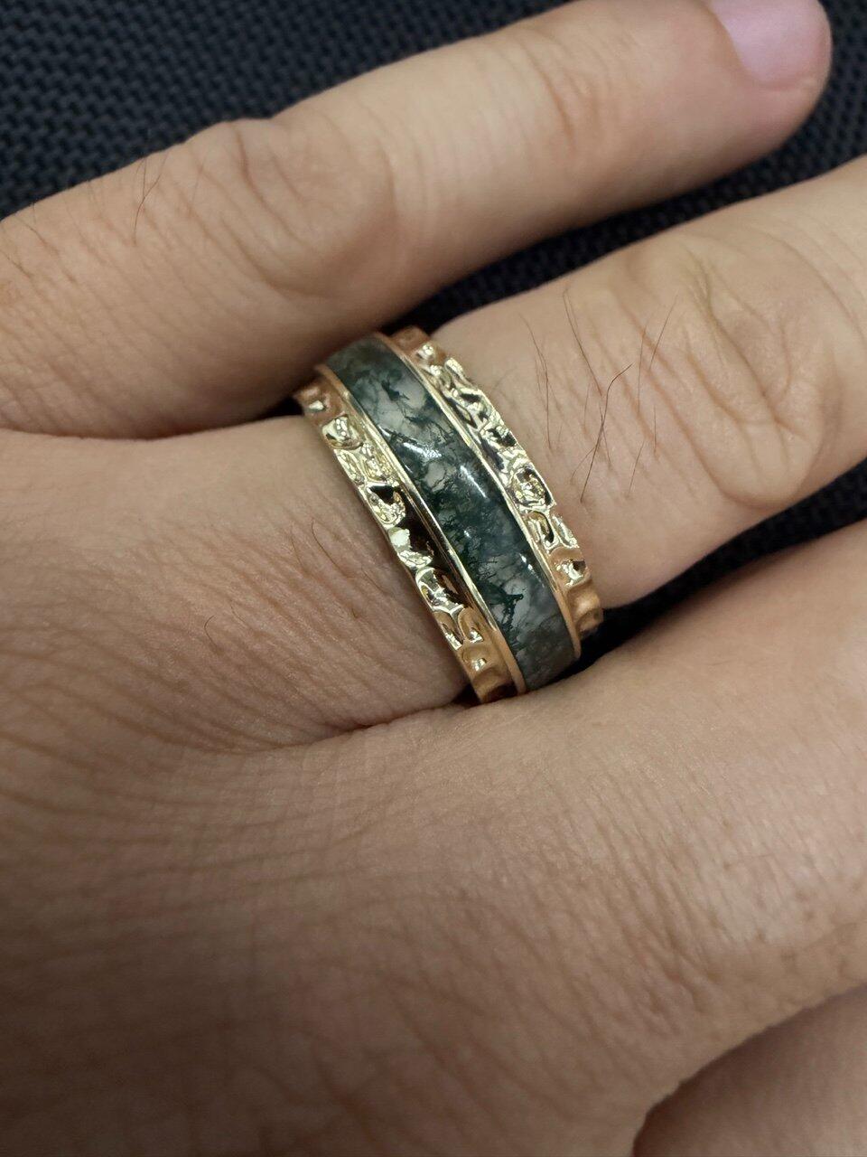 Vidar’s Forge | 8MM Hammered Moss Agate Inlay Men's Wedding Band