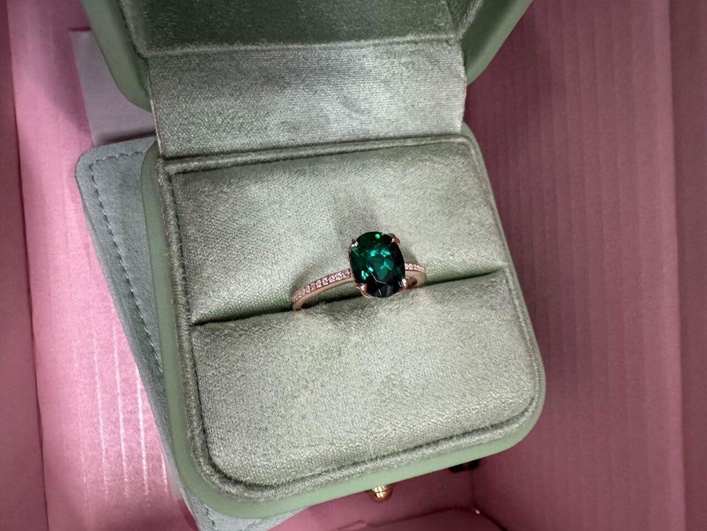 Vera's Grace | Vintage Oval Cut Natural Emerald Ring