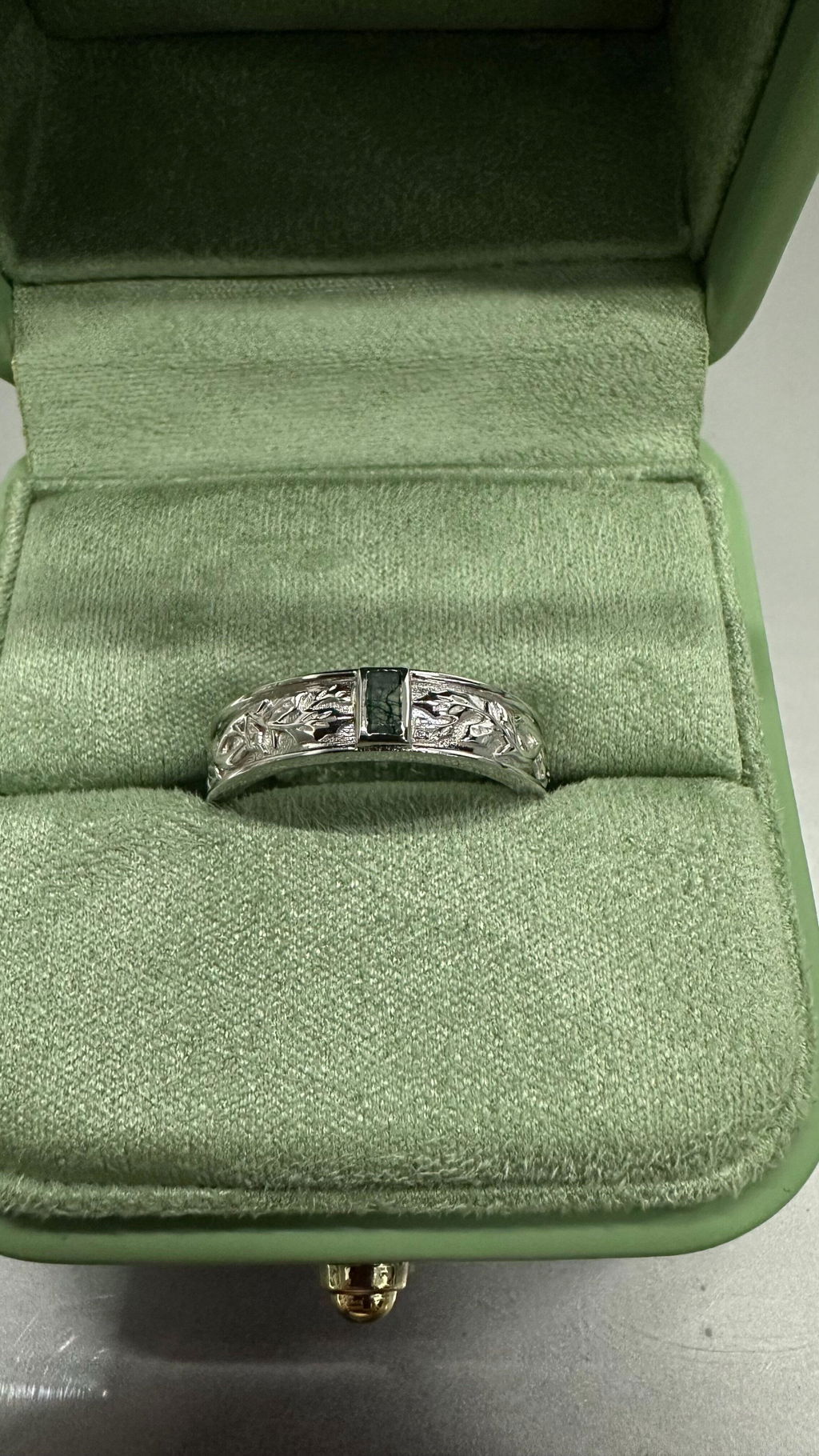 Orion’s Keystone | Baguette Green Sapphire Men’s Band