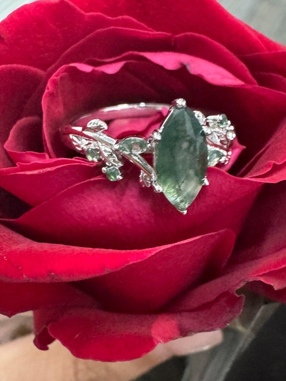 Celandine’s Twine | Marquise Moss Agate Leafy Twist Engagement Ring