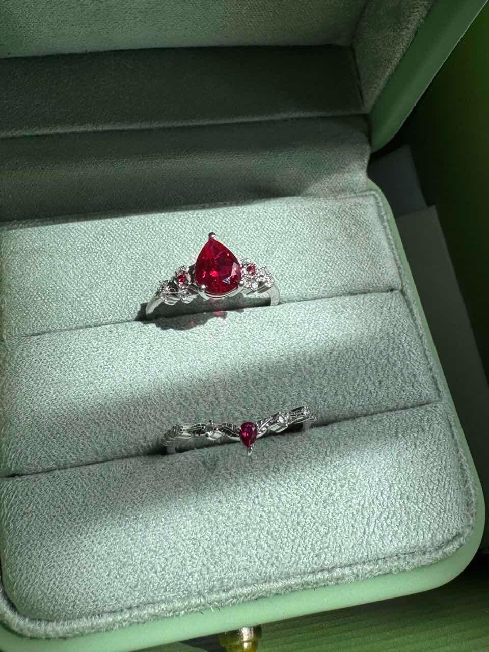 Scarlett’s Twig | Vintage Pear Red Ruby & Diamond Floral Bridal Set 2pcs