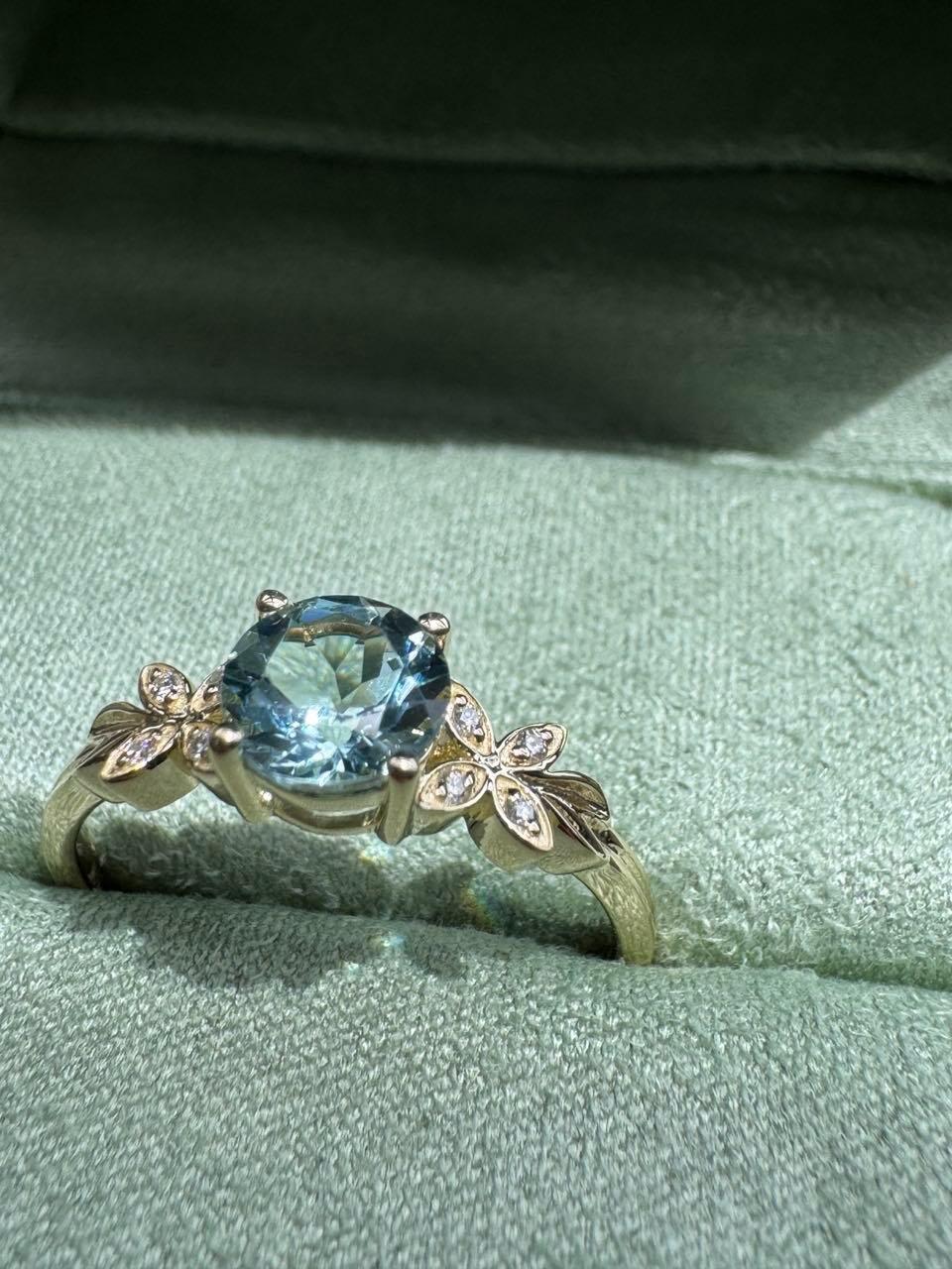 Marina’s Foliage | Round Blue Aquamarine Leafy Engagement Ring