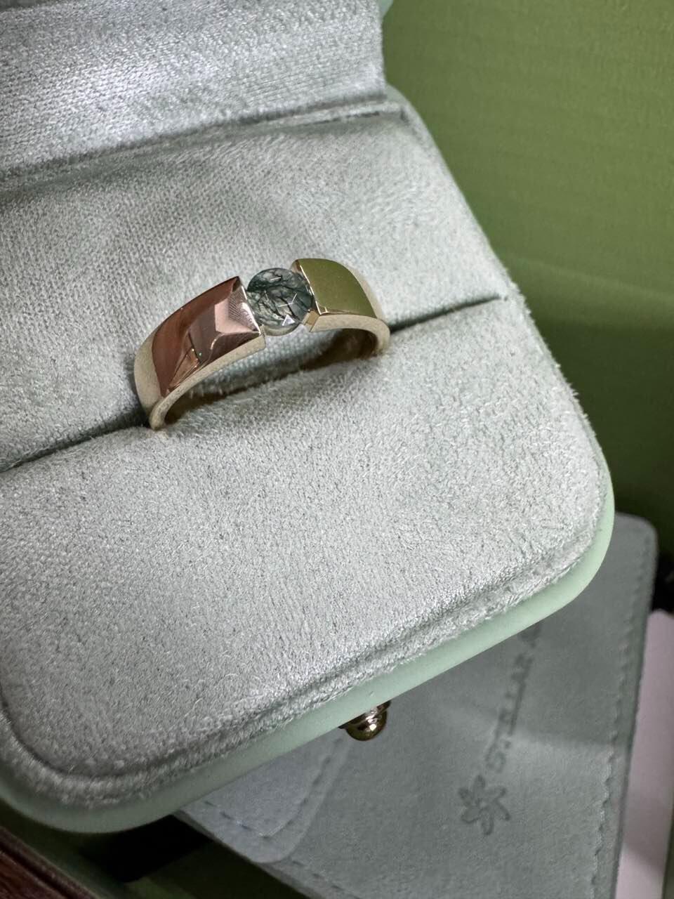 One Stone | Minimalist Solitaire Round Moss Agate Wedding Band