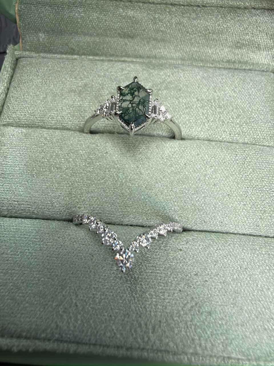Ariadne’s Labyrinth | Elongated Hexagon-Cut Moss Agate Milgrain Chevron Bridal Set 2pcs