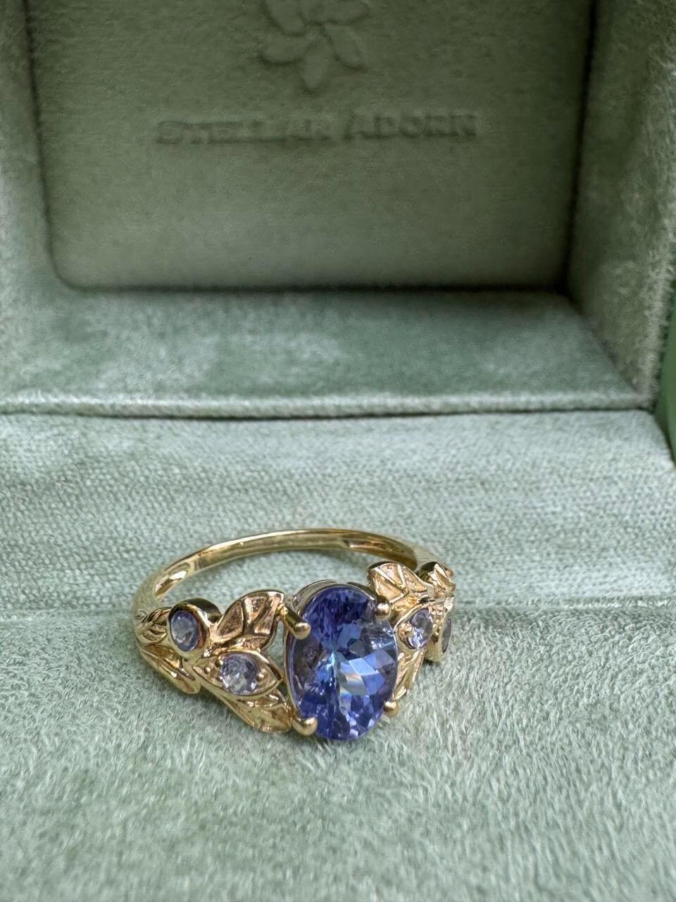 Aria‘s Glade | 1.5CT Oval Cut Tanzanite & Blue Sapphire Leaf Engagement Ring