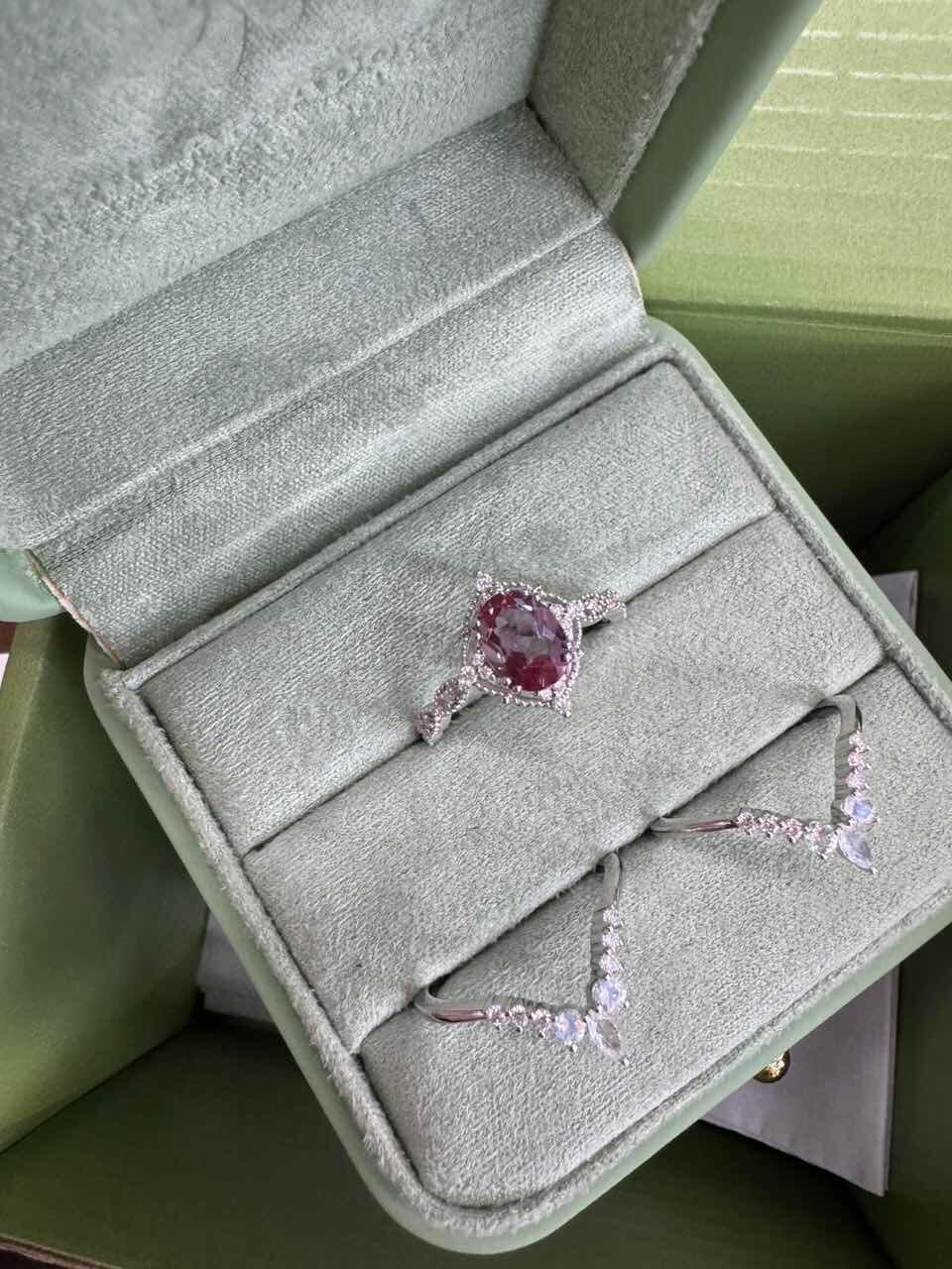 Luna’s Glow | Alexandrite & Moonstone Vintage Bridal Set 3pcs