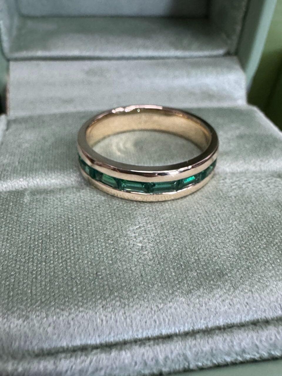 Odysseus’s Evergreen | Half-Eternity Baguette Emerald Men’s Band