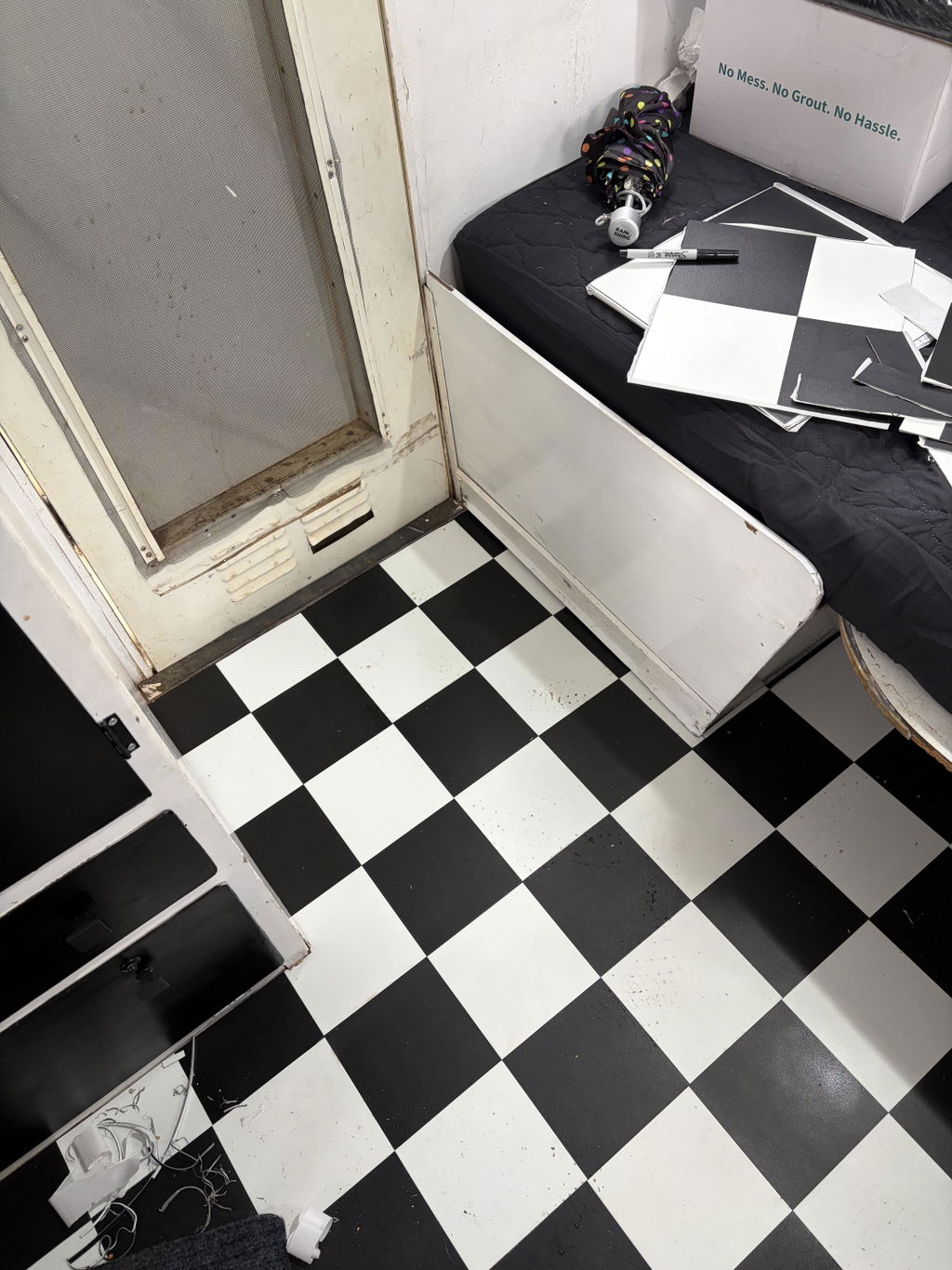Vinyl Floor Stick on Tile - Chequered