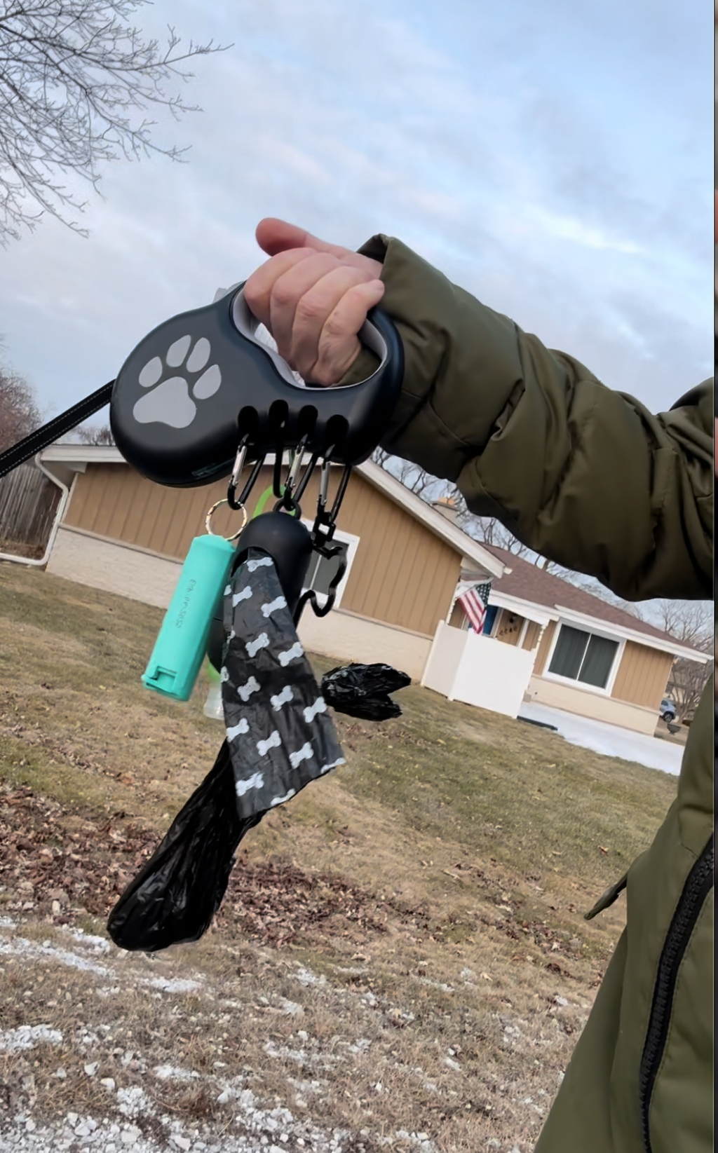 Customer photo of StitchLeash - Retractable Dog Leash