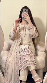 fatima aslam review photo