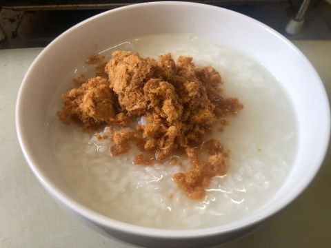 信功 肉松（ローソン、豚肉でんぶ）200g