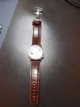 simon w. review photo