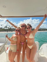 Caroline Steeves review photo
