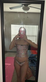 Olivia review photo