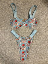 A. review photo