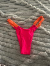 Mia review photo