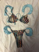T review photo