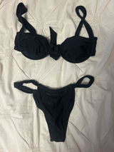 T review photo