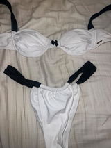 Christie review photo