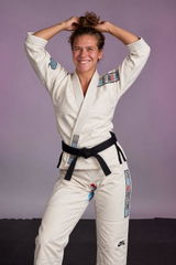 laura Fredric review photo