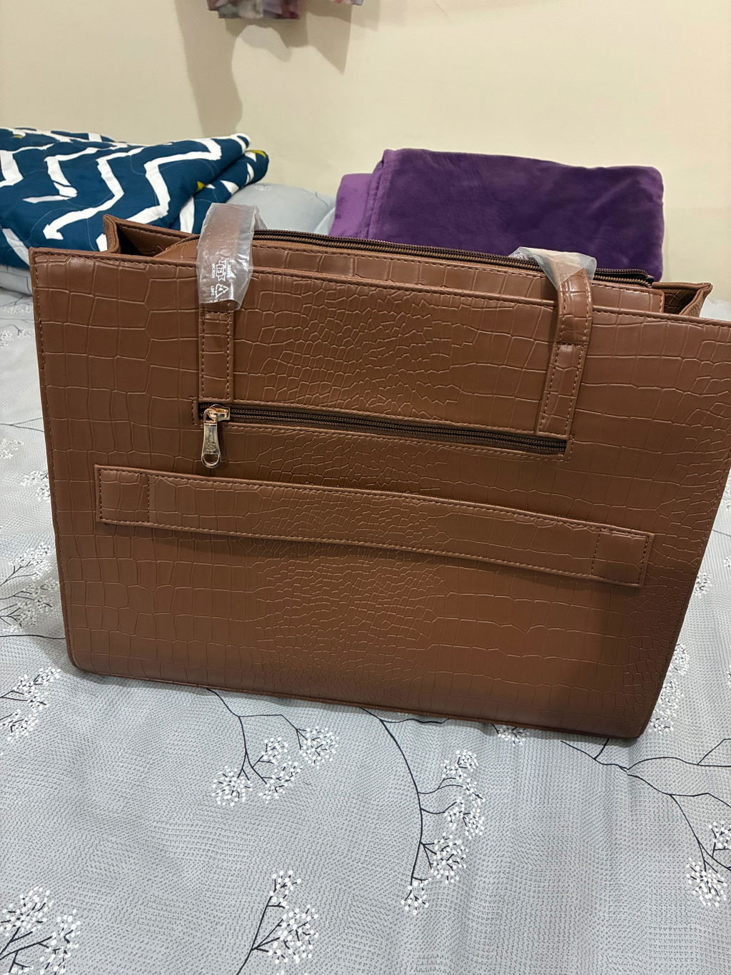 Mocha Elegance Amira Tote bag for 16" laptop